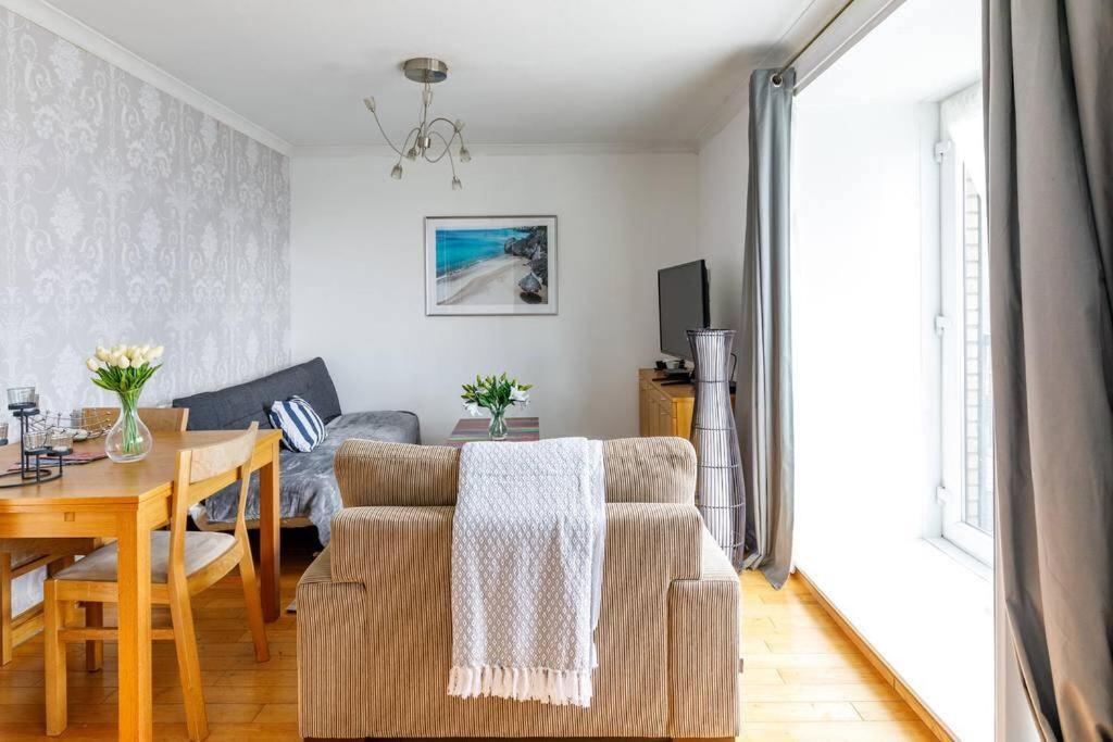 Fresh, Modern West End Apartment Beside Hydro Glasgow Extérieur photo