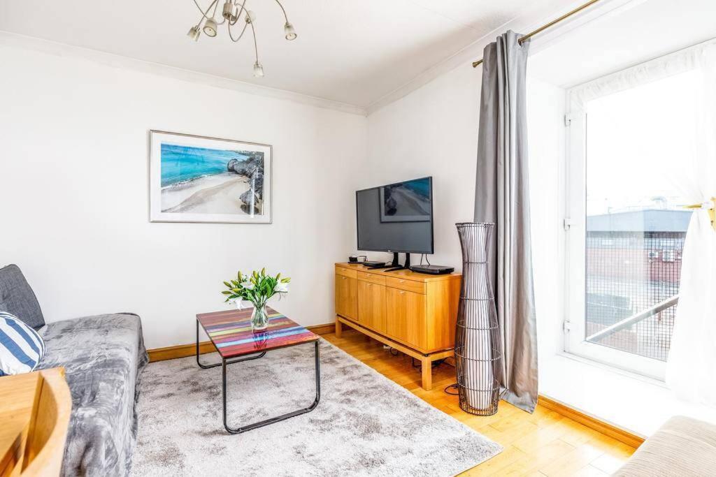 Fresh, Modern West End Apartment Beside Hydro Glasgow Extérieur photo