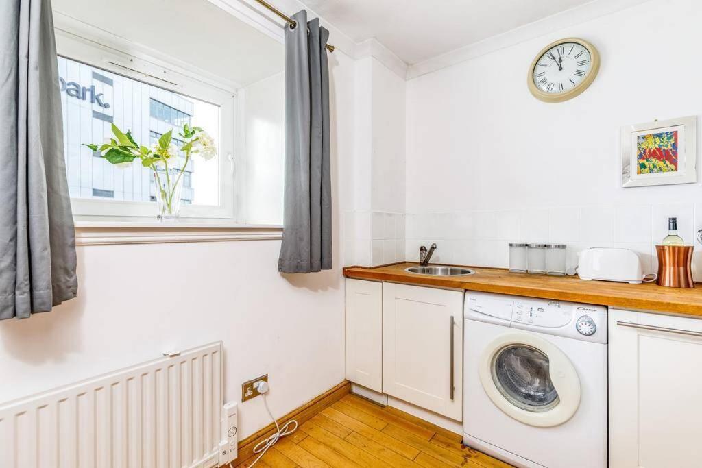 Fresh, Modern West End Apartment Beside Hydro Glasgow Extérieur photo